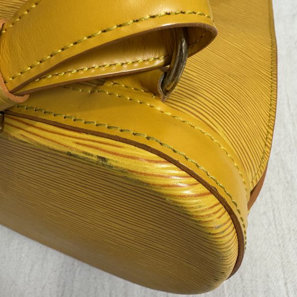 Louis Vuitton 黃色Epi雙肩背包 