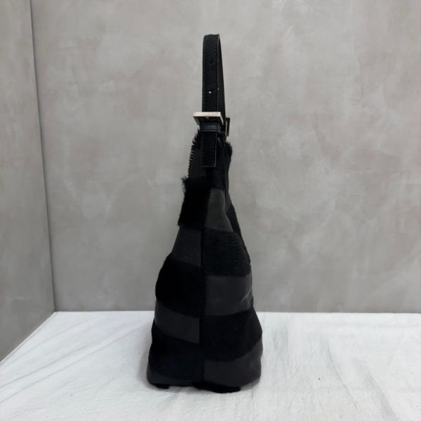 FENDI 馬毛黑色肩包 