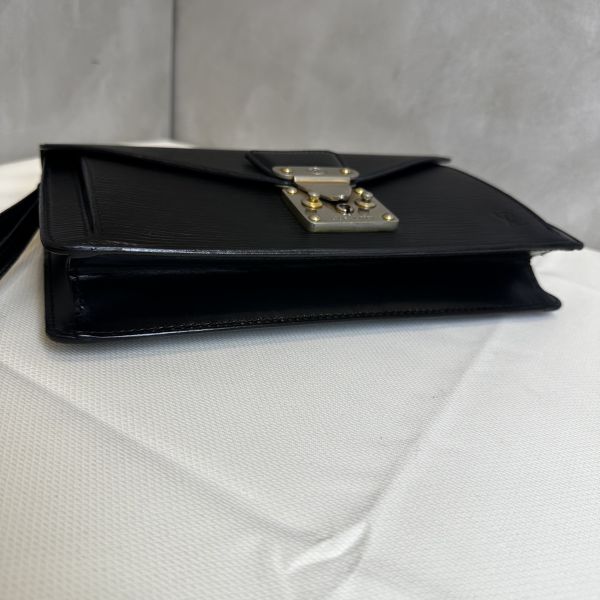 Louis Vuitton Epi手拿包 