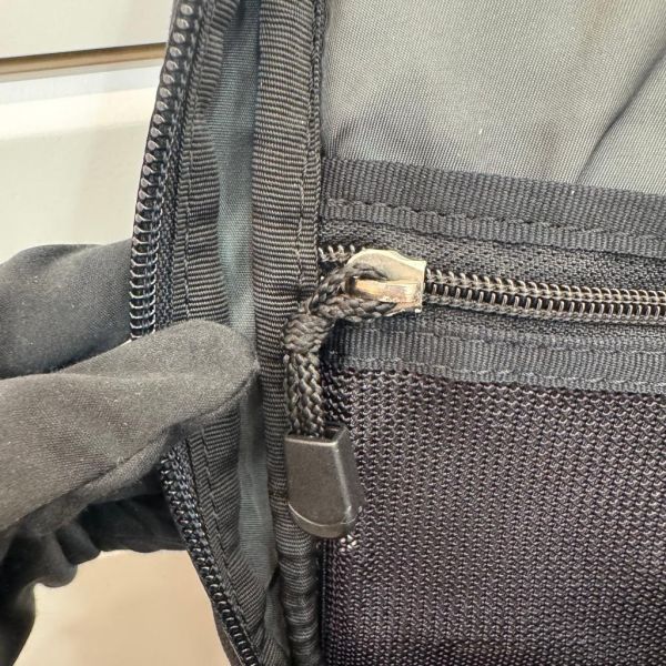 Chanel 軍綠色 運動雙肩後背包 