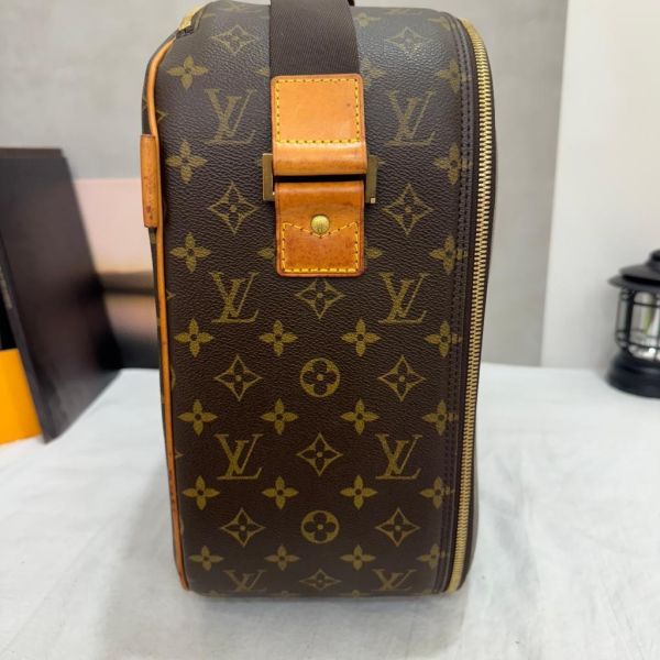 Louis Vuitton 手提旅行箱 