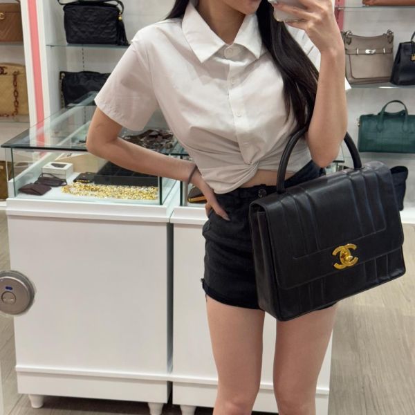 Chanel 小羊皮手提袋 