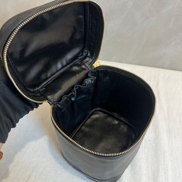 CHANEL 經典款化妝箱包 
