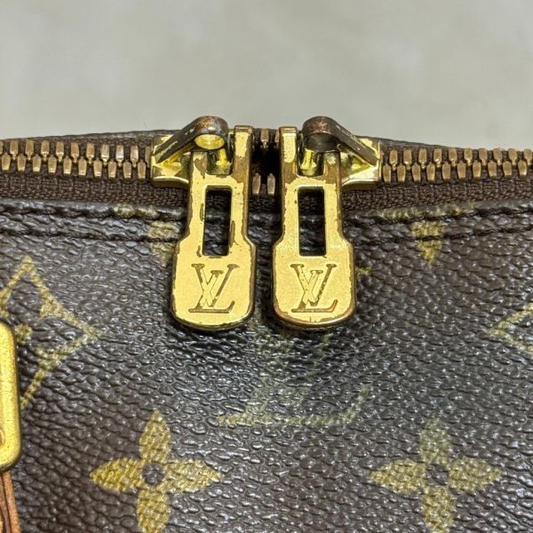 Louis Vuitton 貝殼包 