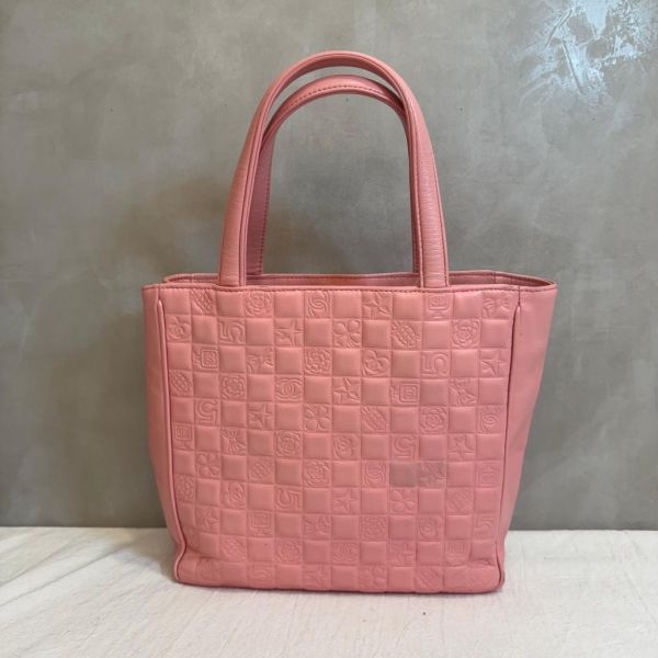Chanel 浮雕粉色托特包 
