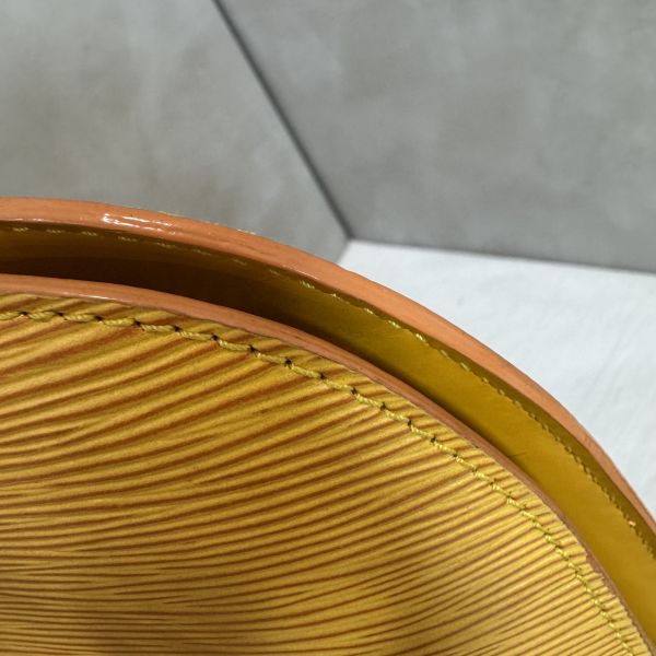 Louis Vuitton 黃色Epi雙肩背包 