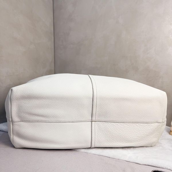 Bottega Veneta白色鹿皮皮革托特包 