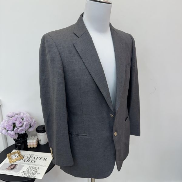 Burberry 灰色西裝外套 