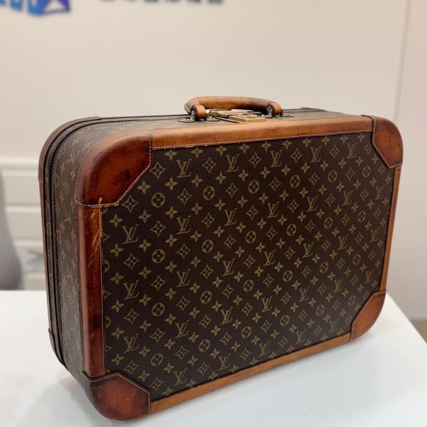 Louis Vuitton 經典旅行硬箱 
