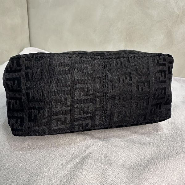 Fendi Zucchino 帆布手拿包 