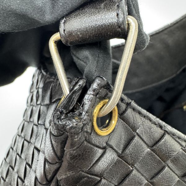Bottega Veneta 皮革編織流浪包 