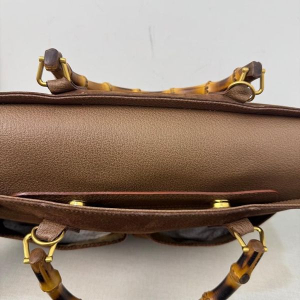 Gucci 竹節麂皮手提包 