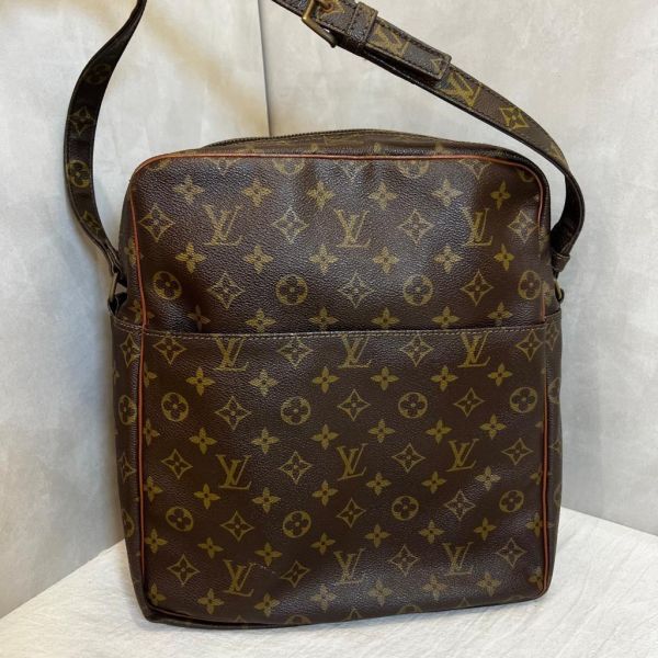 Louis Vuitton 直式書包 