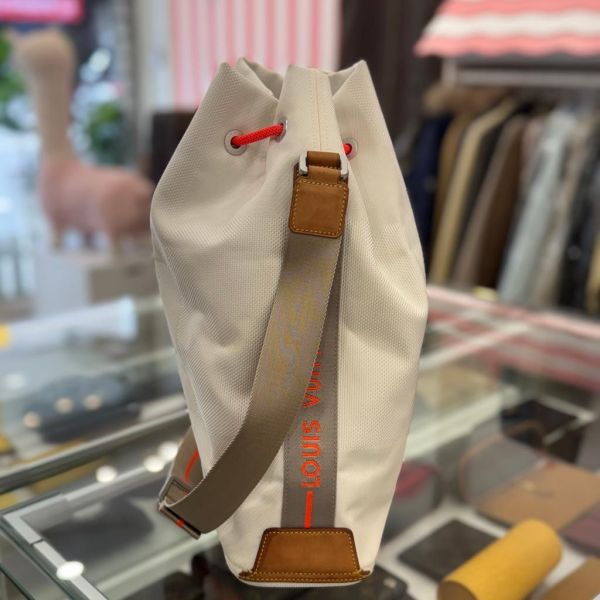 Louis Vuitton Damier geant vintage 螢光橘線條縮口水桶包 