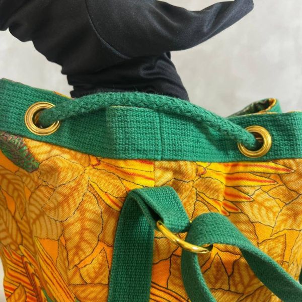 Hermès 帆布沙灘水桶包 