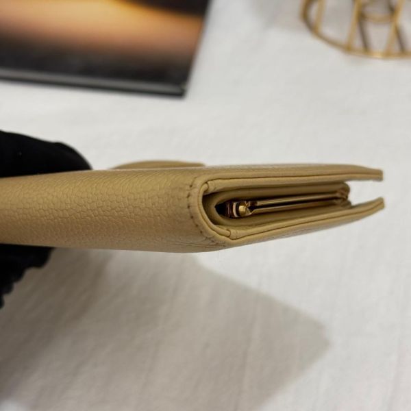 Chanel 米色長夾 