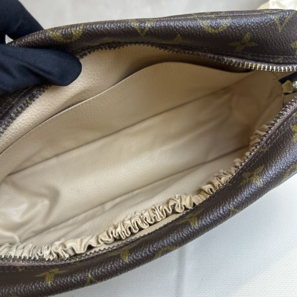 Louis Vuitton 經典盥洗包 