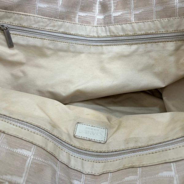Chanel 奶茶色香奈兒冰格托特包 