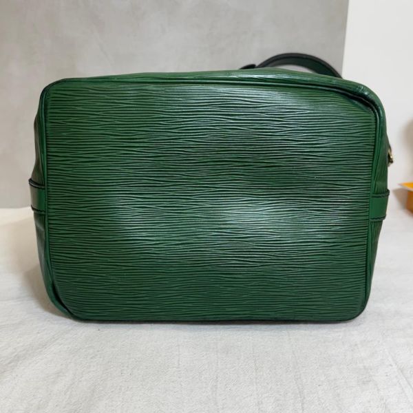 Louis Vuitton 綠色水波紋水桶包 