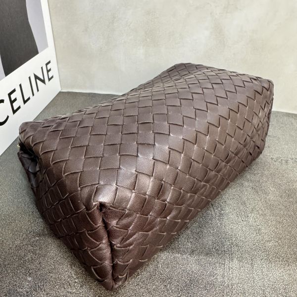 Bottega Veneta 經典Intrecciato 納帕小羊皮編織拉鍊手拿包* 