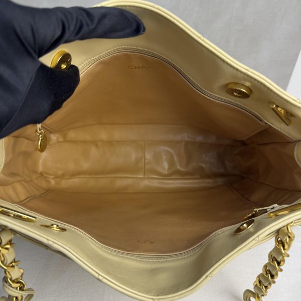 Chanel Matelasse 菱格紋托特包 