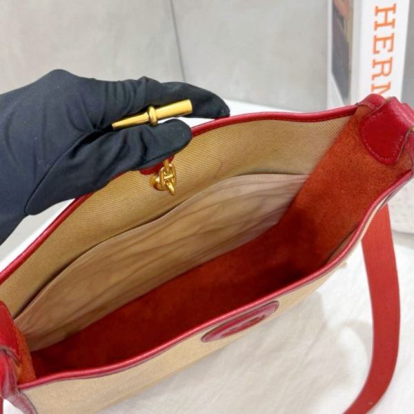 Hermès Vespa 紅色帆布拼接包 