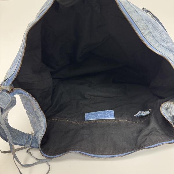 Balenciaga Motocross 系列機車包 