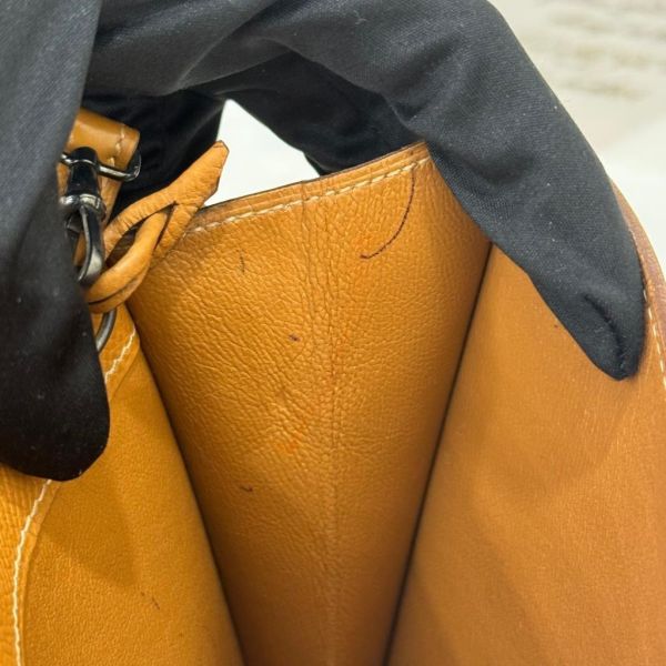 Hermès 金棕色手拿包 