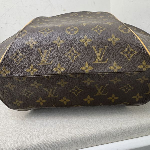 Louis Vuitton 大號老花貝殼包 