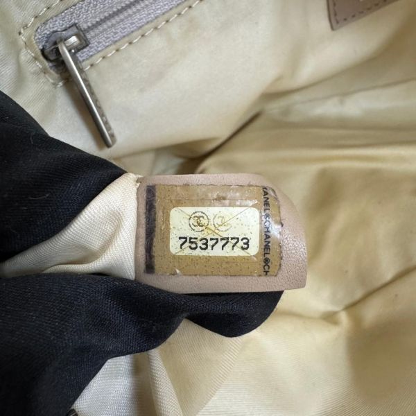 Chanel 冰格奶茶皮革拼接帆布法棍包 