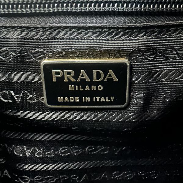 Prada 尼龍背包 