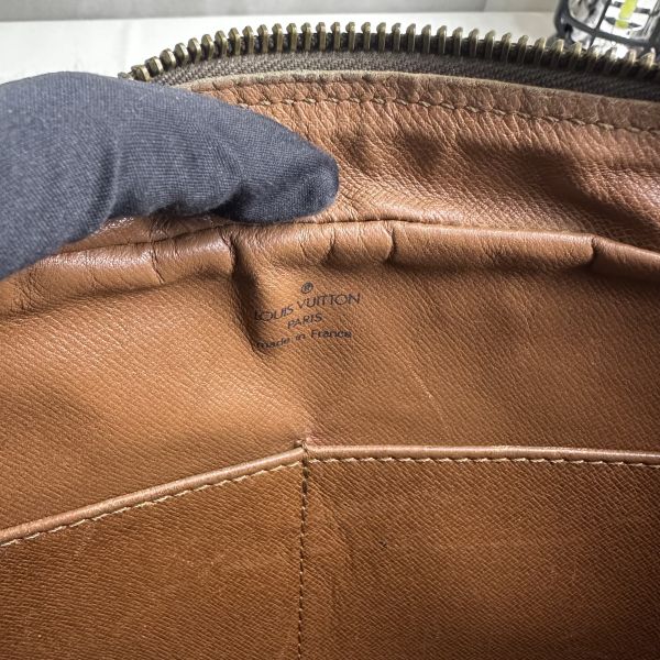 Louis Vuitton 經典手拿包 