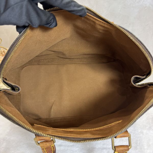 Louis Vuitton 貝殼包 