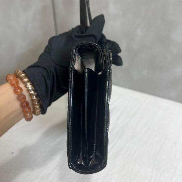 Chanel 黑色長方肩背包 
