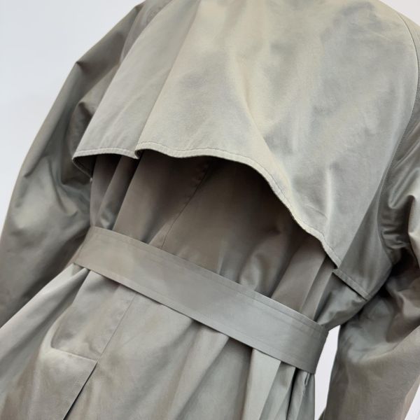 Burberry 經典風衣外套 