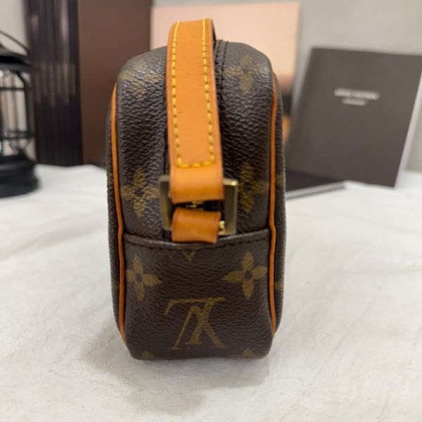 Louis Vuitton 小號開口笑腋下包 