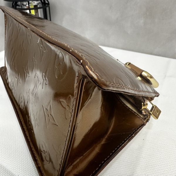 Louis Vuitton 亮面漆皮手提包 