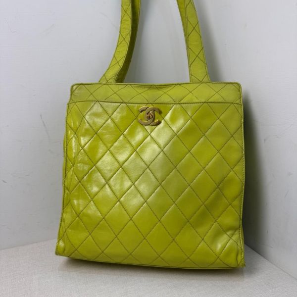 CHANEL Vintage 菱格紋檸檬綠肩背包 