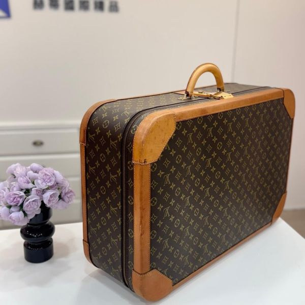 Louis Vuitton 大型金釦行李箱 