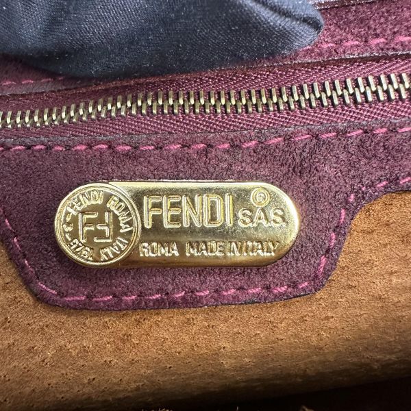 Fendi Zucca 深紅斜肩包 