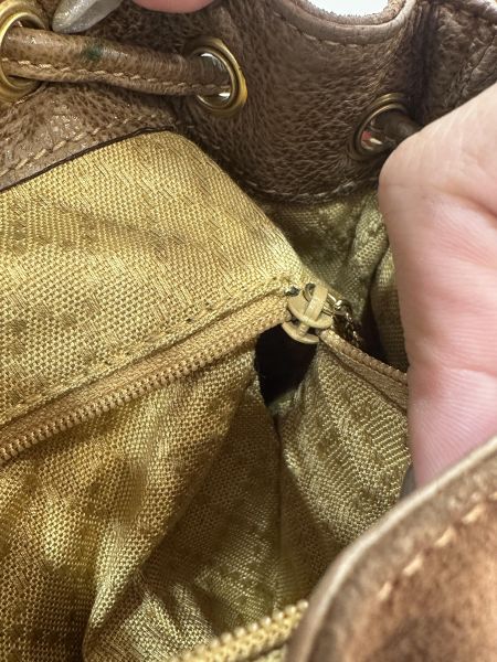 Gucci 竹子絨面咖後背包 