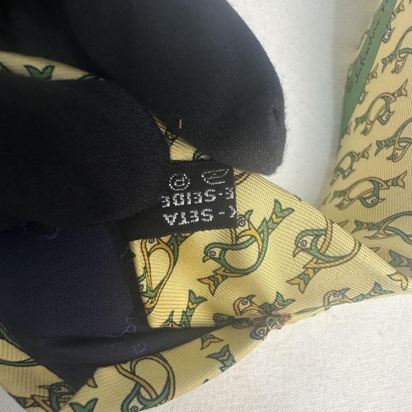Salvatore Ferragamo 菲拉格慕 黃色雙鳥圖案領帶 領結 絲綢（中古） 