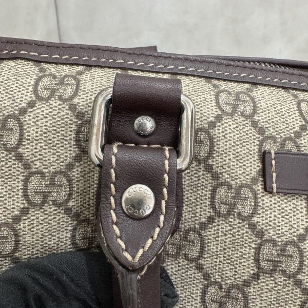 Gucci 古馳 GG supreme 帆布公事包 