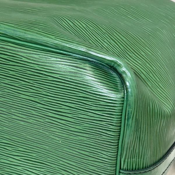 Louis Vuitton 綠色水波紋水桶包 