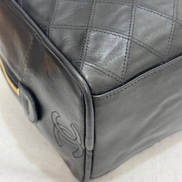 CHANEL 香奈兒皮革化妝包 