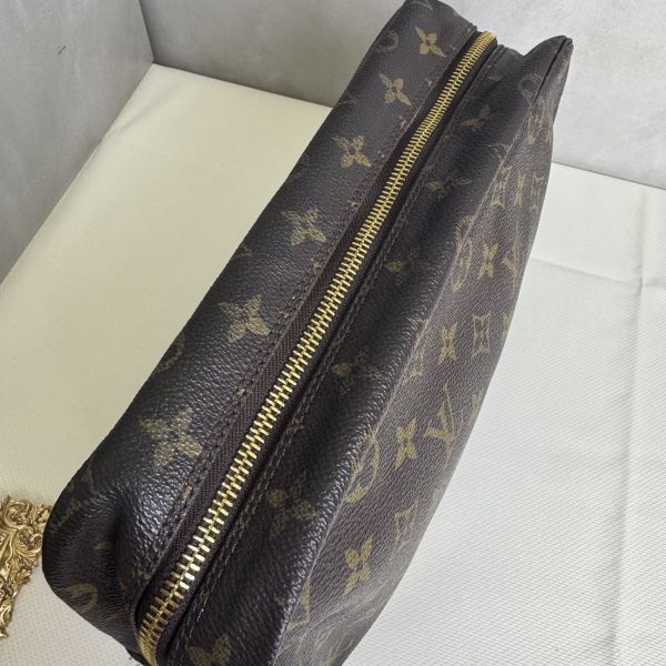 Louis Vuitton 經典化妝包 