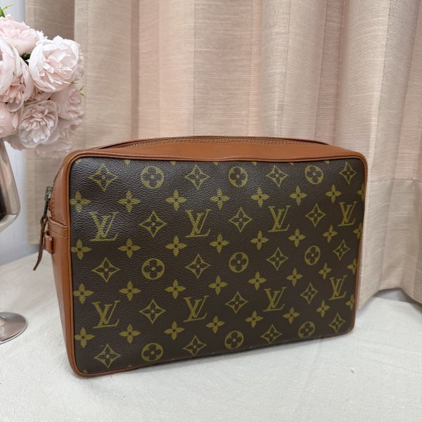 Louis Vuitton 紅皮方型手拿包 