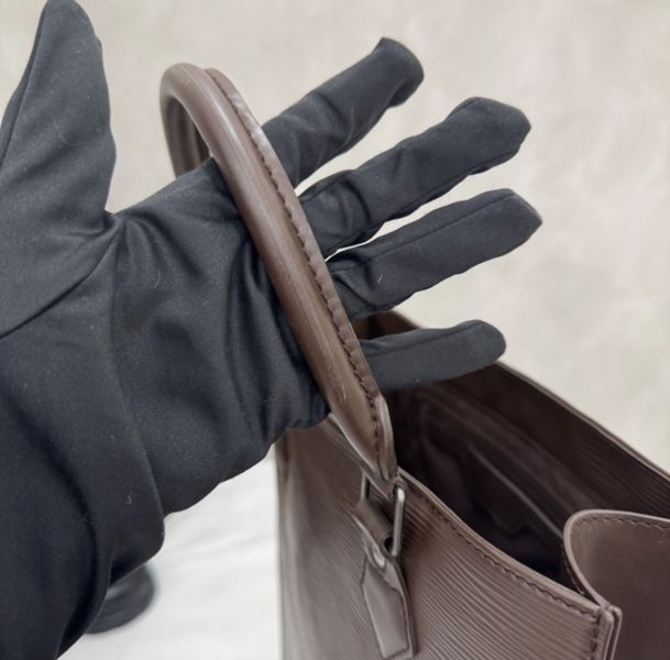 Louis Vuitton Epi Sac Plat 琴譜包 咖啡色 