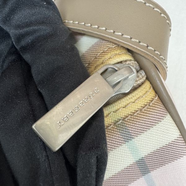 Burberry 粉色格紋圓筒包 