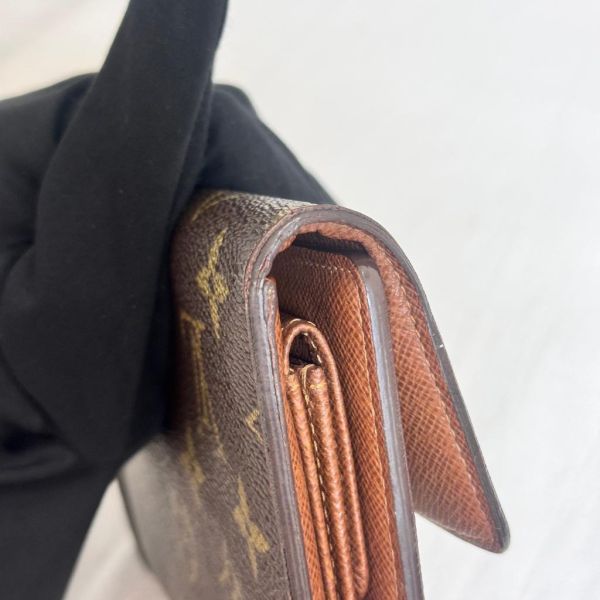 Louis Vuitton 滿版老花中夾 